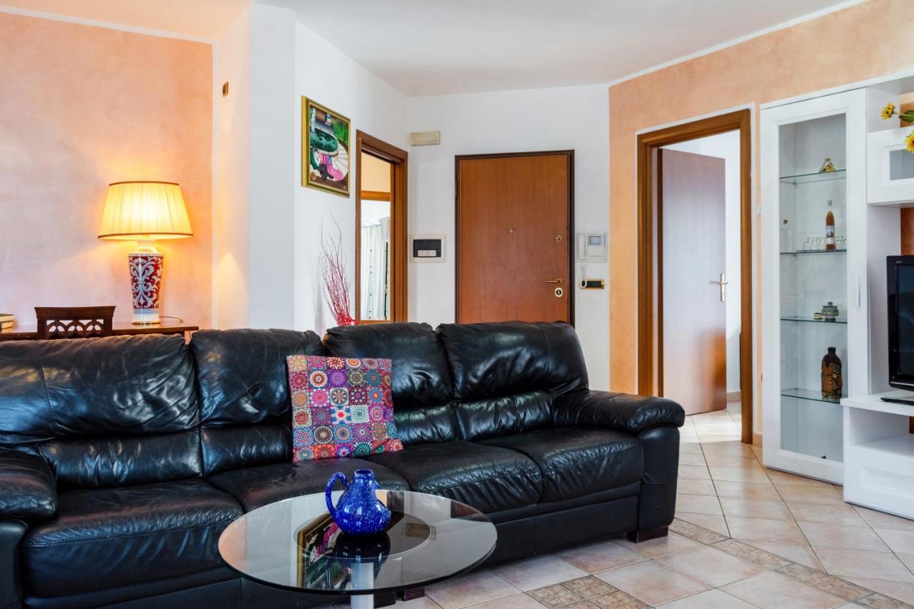 Casa Del Giardino Bright Apartment Bastia Umbra Luaran gambar