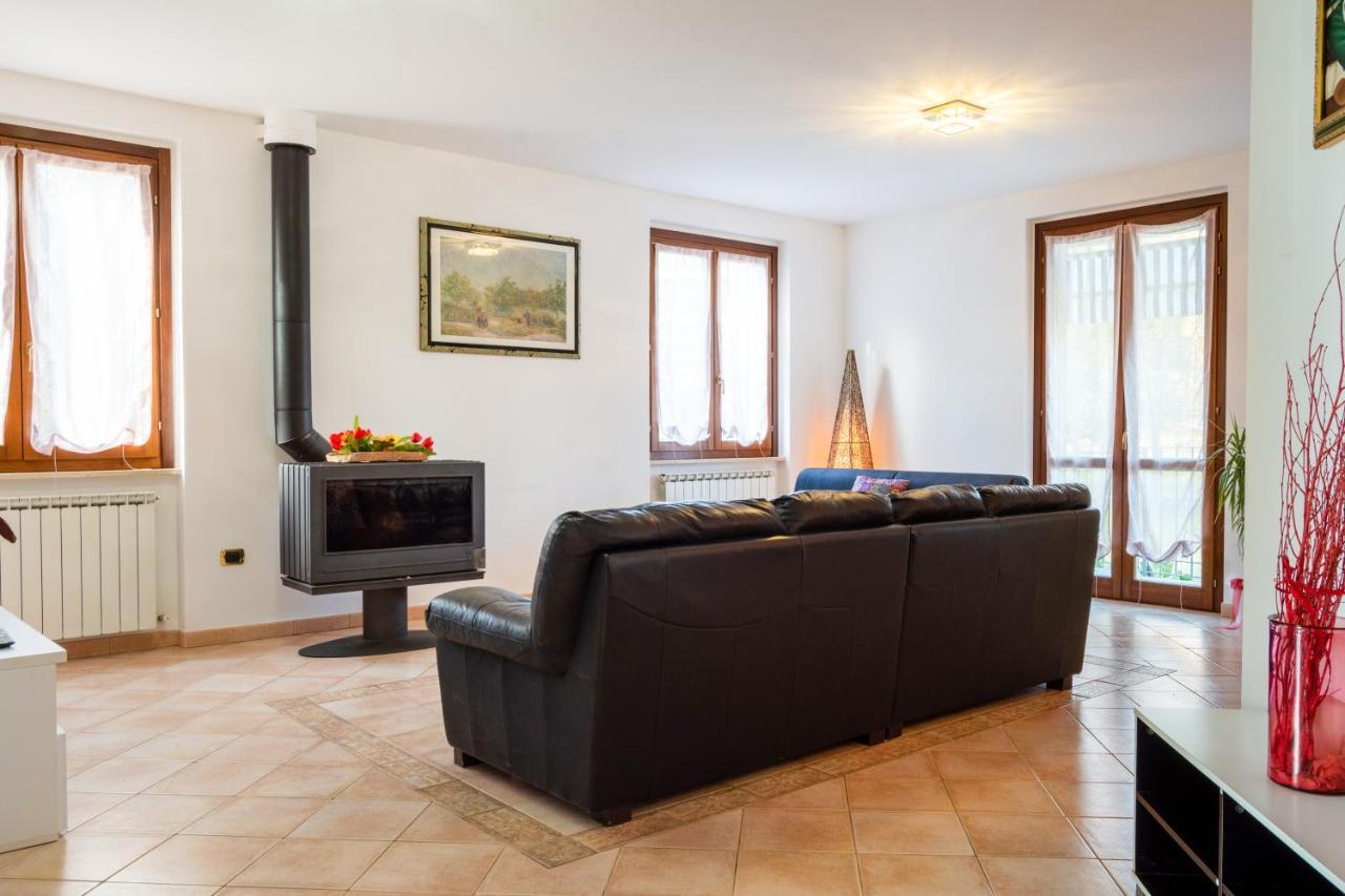 Casa Del Giardino Bright Apartment Bastia Umbra Luaran gambar