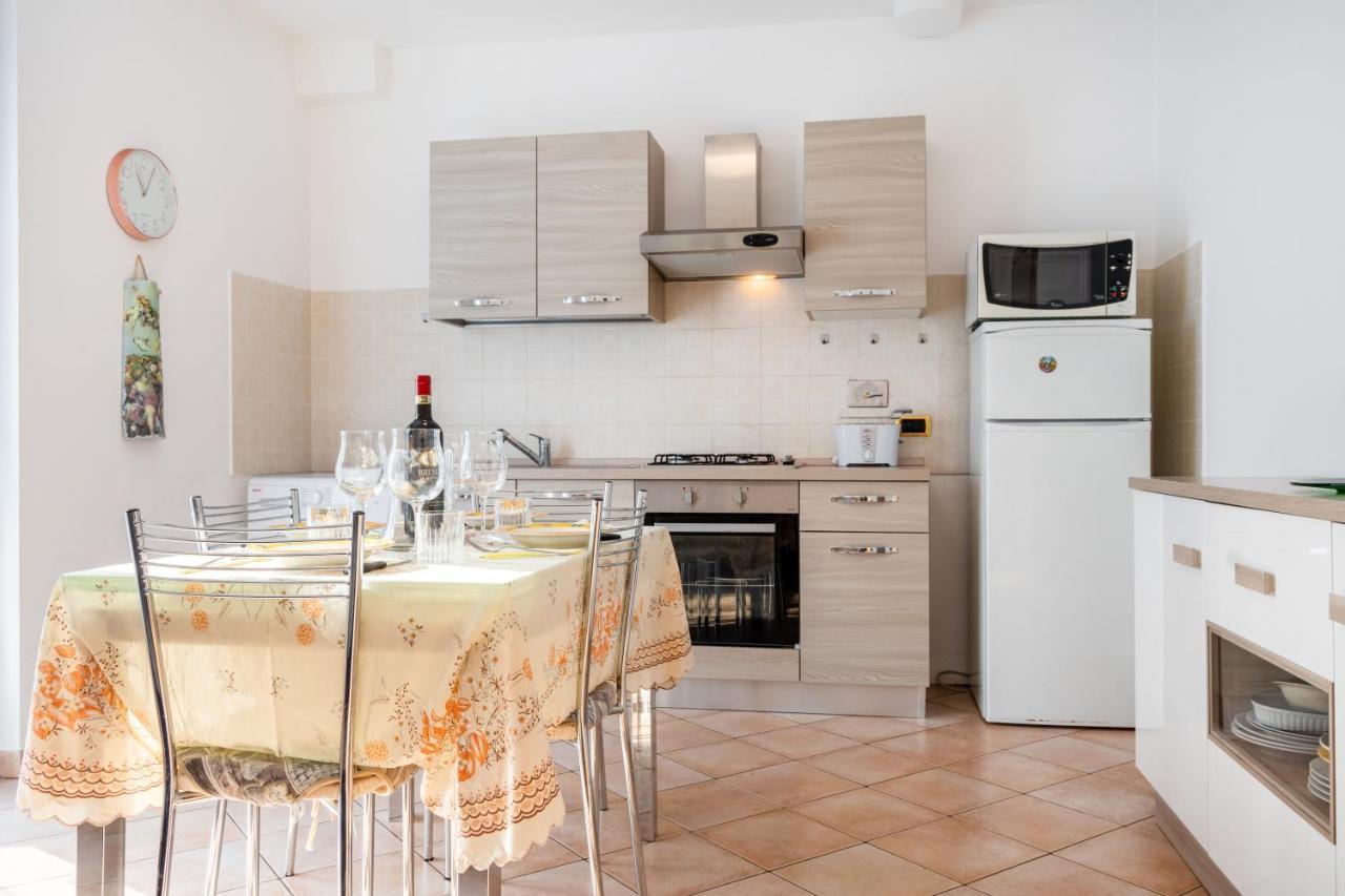 Casa Del Giardino Bright Apartment Bastia Umbra Luaran gambar