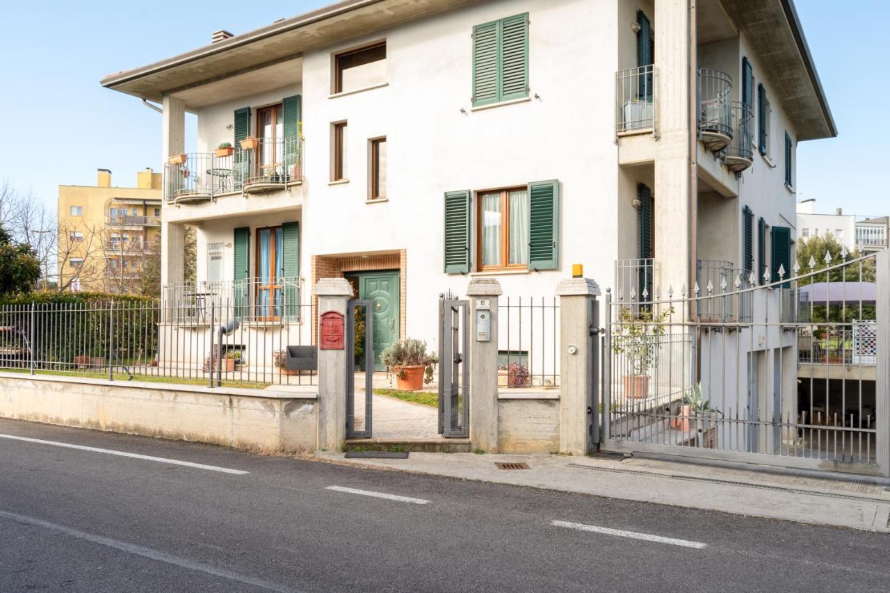 Casa Del Giardino Bright Apartment Bastia Umbra Luaran gambar
